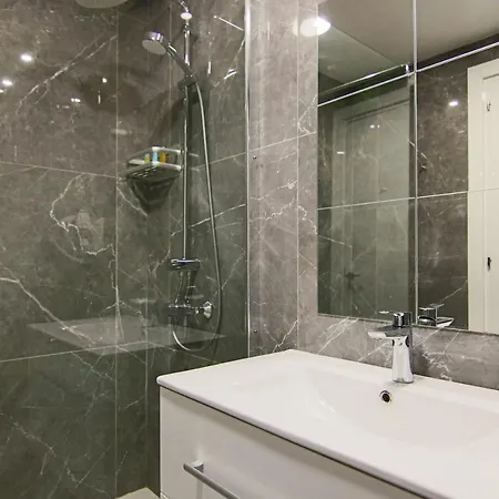 Phaedrus Living: Luxury 506 * Нікосія